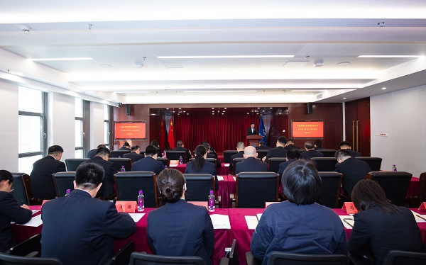 安博（中国大陆）官方网站-让体育从心开始召开党委理论学习中心组（扩大）三月学习会暨党支部书记述职评议会